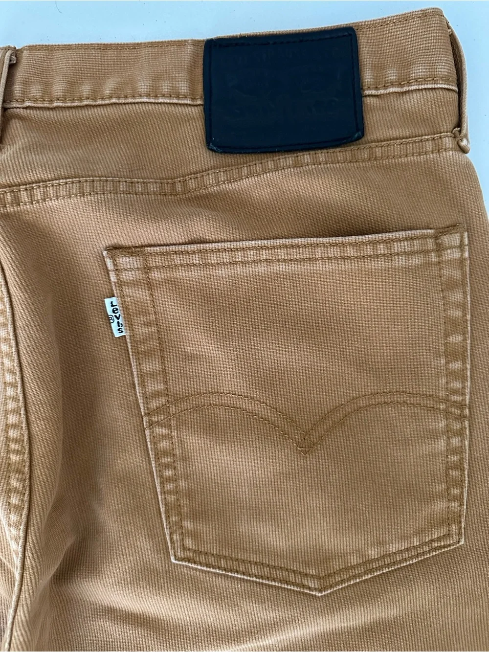 Levi's Men's 513 Slim Straight Men’s Jeans in Harvest Gold/Caraway Tan W36/L32